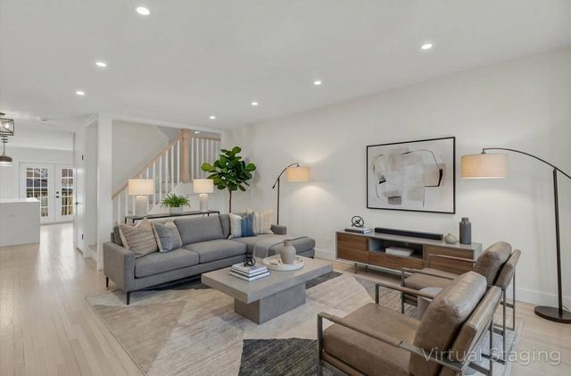 7230 S Avers Avenue, Chicago, IL 60629