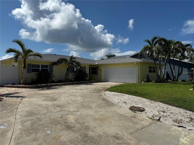 590 BELLE POINT DRIVE, St Pete Beach, FL 33706