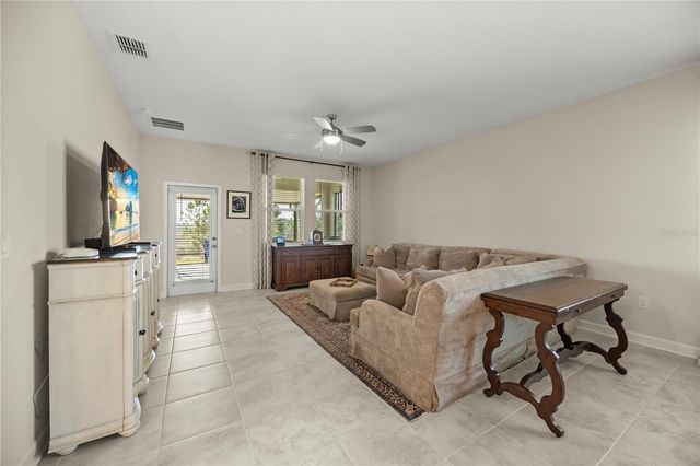 2292 MOUNTAIN PINE STREET, Ocoee, FL 34761