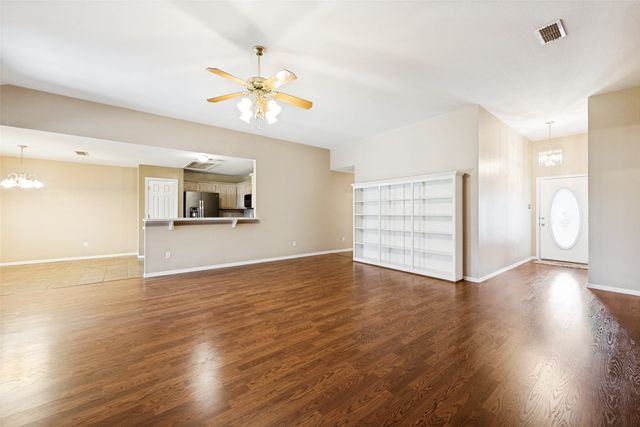 816 Willow Court, Saginaw, TX 76179