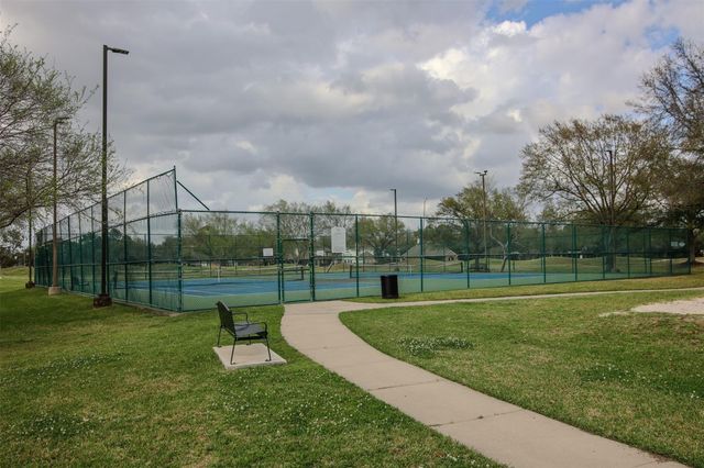 11815 Canyon Mills Drive, Houston, TX 77095