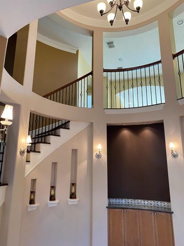 11815 Canyon Mills Drive, Houston, TX 77095