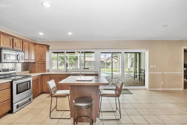 4502 MOHICAN TRAIL, Valrico, FL 33594