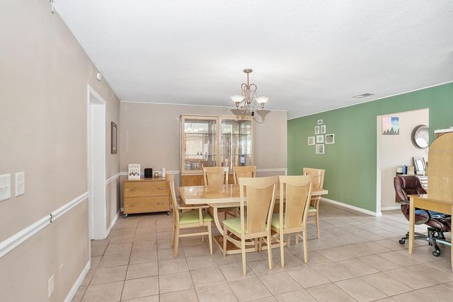 4502 MOHICAN TRAIL, Valrico, FL 33594