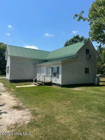 1035 Winslow Road, Robersonville, NC 27871
