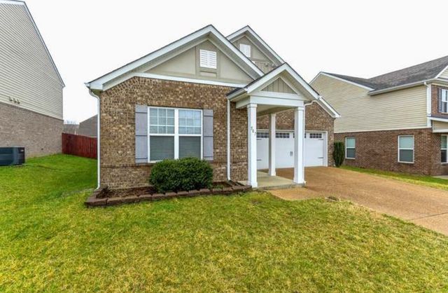 507 Larkin Ct, Mount Juliet, TN 37122