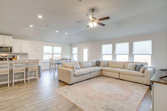 5828 Utopia Drive, Fort Worth, TX 76179