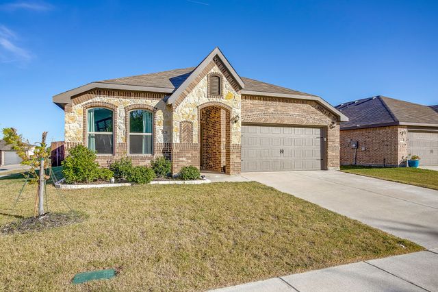 5828 Utopia Drive, Fort Worth, TX 76179