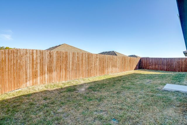 5828 Utopia Drive, Fort Worth, TX 76179