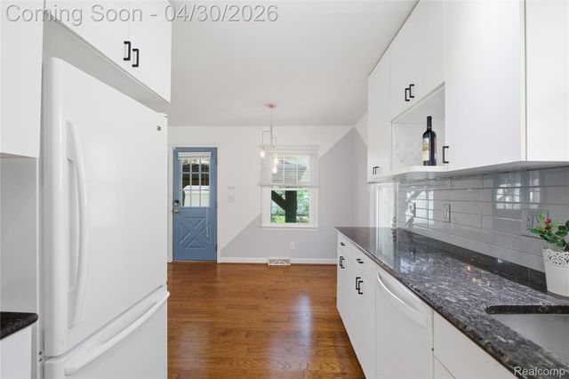 135 N Connecticut Avenue, Royal Oak, MI 48067