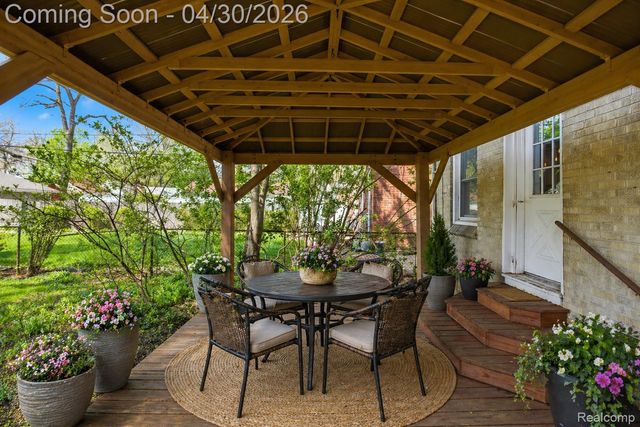 135 N Connecticut Avenue, Royal Oak, MI 48067