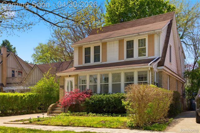 135 N Connecticut Avenue, Royal Oak, MI 48067