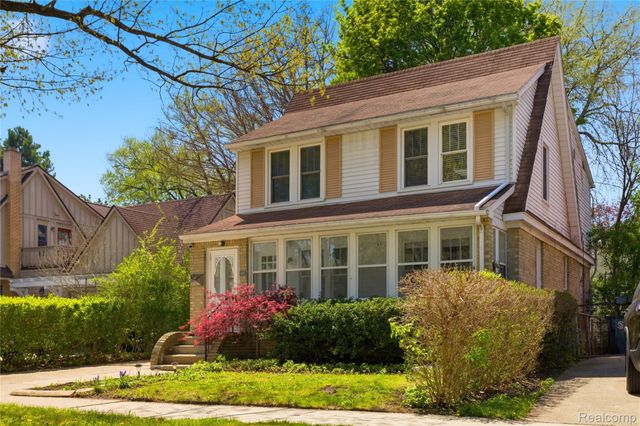 135 N Connecticut Avenue, Royal Oak, MI 48067