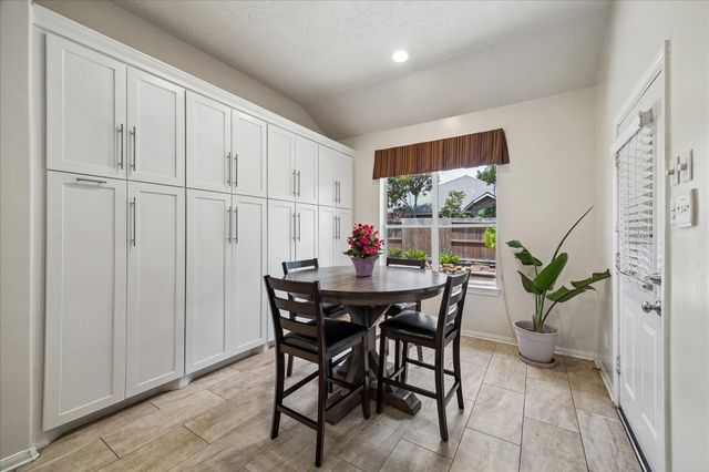 6823 Amber Pine Court, Humble, TX 77346