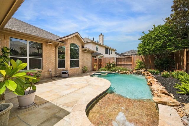 6823 Amber Pine Court, Humble, TX 77346