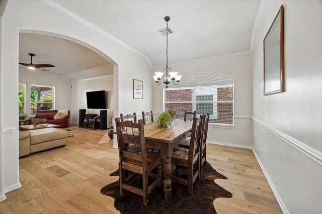 6823 Amber Pine Court, Humble, TX 77346