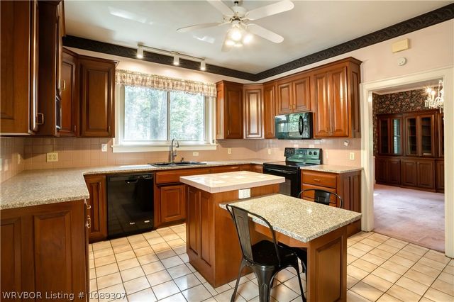 1501 S 36th Street, Fort Smith, AR 72903
