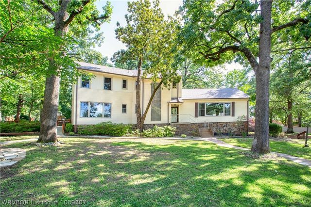 1501 S 36th Street, Fort Smith, AR 72903