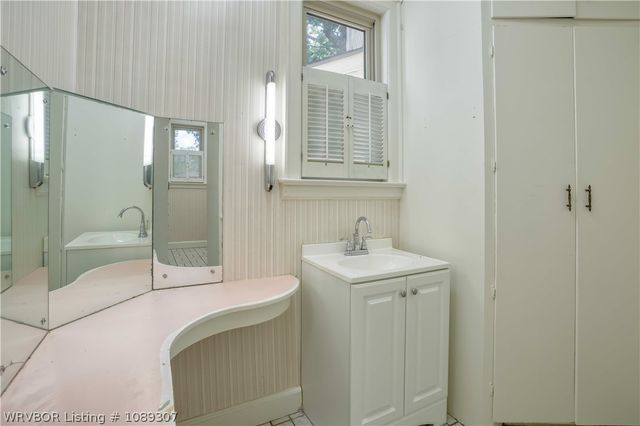 1501 S 36th Street, Fort Smith, AR 72903