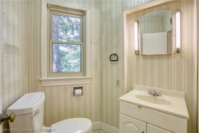 1501 S 36th Street, Fort Smith, AR 72903