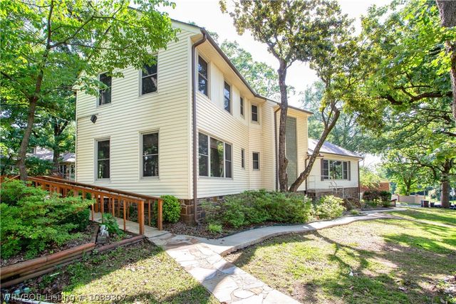 1501 S 36th Street, Fort Smith, AR 72903