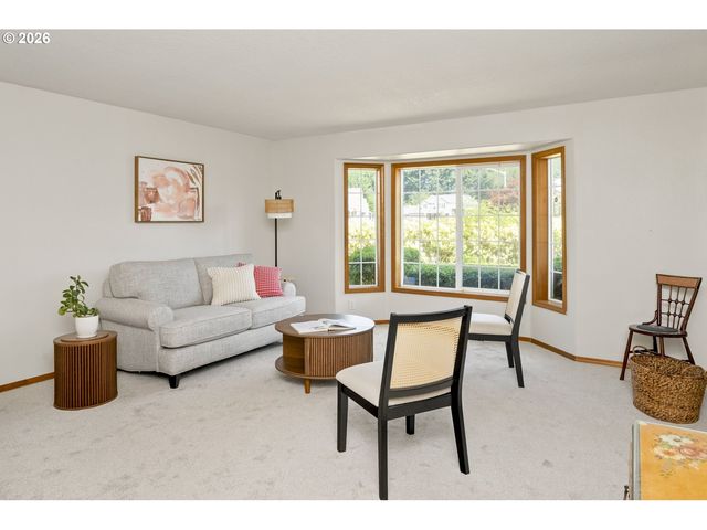 2391 N KAMIAKAN Dr, Cornelius, OR 97113