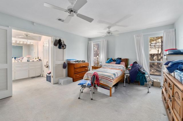 8401 Greenflint LN A & B, Austin, TX 78759