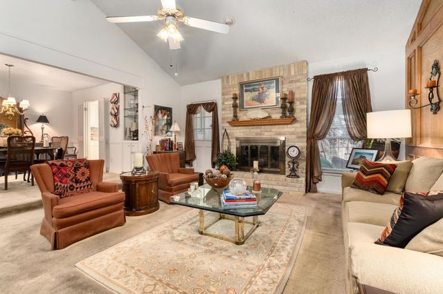 8401 Greenflint LN A & B, Austin, TX 78759