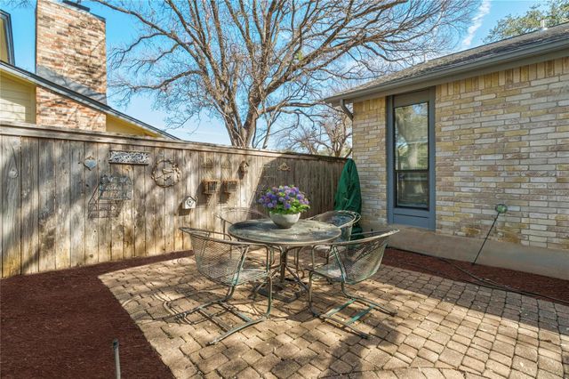 8401 Greenflint LN A & B, Austin, TX 78759