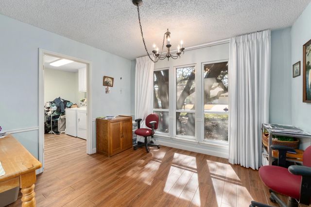 8401 Greenflint LN A & B, Austin, TX 78759