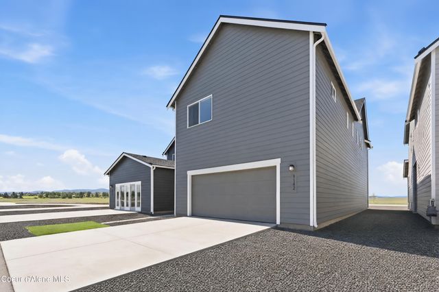 9214 N Spokane St, Post Falls, ID 83854