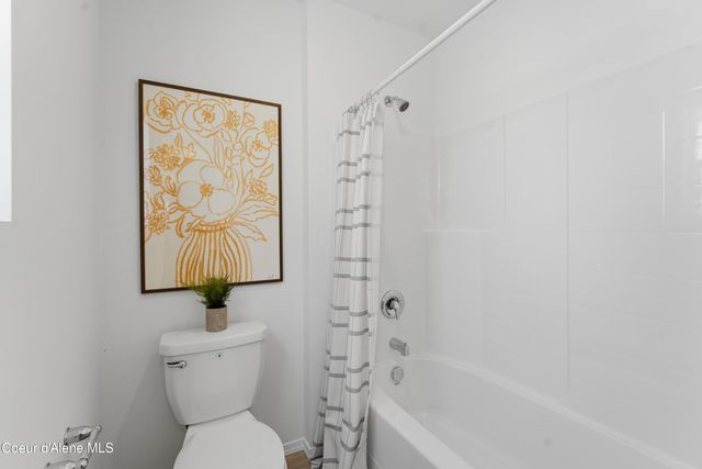 9214 N Spokane St, Post Falls, ID 83854