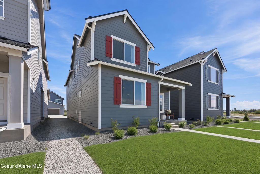 9214 N Spokane St, Post Falls, ID 83854 photo 2
