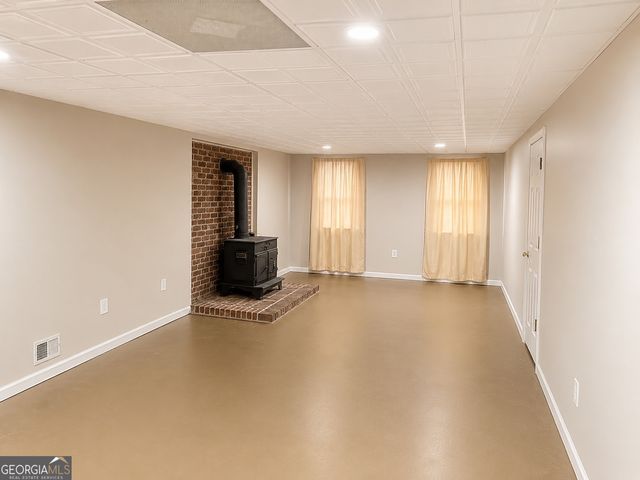 6980 Oak Leaf Drive, Fairburn, GA 30213
