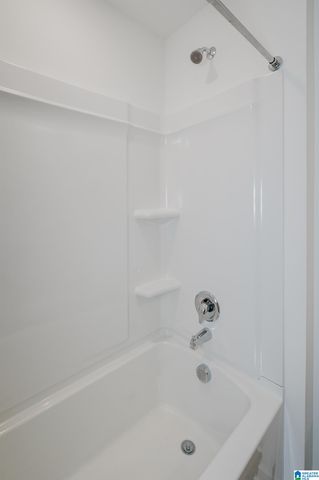 6982 SOUTHERN TRACE LOOP, Leeds, AL 35094