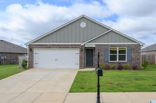 6982 SOUTHERN TRACE LOOP, Leeds, AL 35094