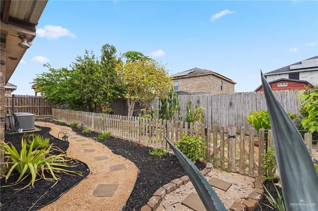 2610 Singletary Drive, Edinburg, TX 78542
