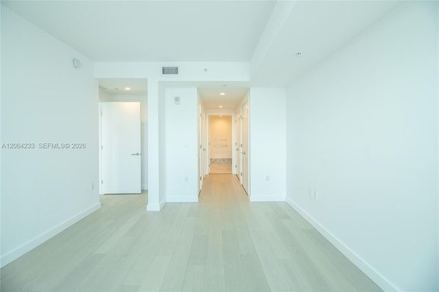 9221 E Bay Harbor Drive 307, Bay Harbor Islands, FL 33154