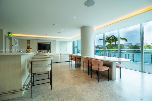 9221 E Bay Harbor Drive 307, Bay Harbor Islands, FL 33154