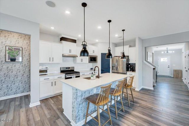 1556 Majors Cup Way, Fuquay Varina, NC 27526