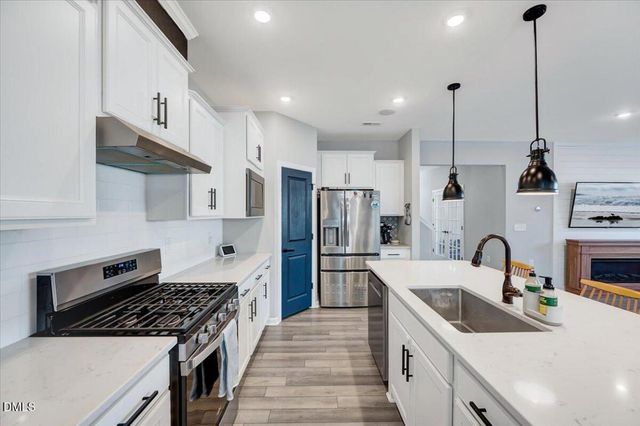 1556 Majors Cup Way, Fuquay Varina, NC 27526