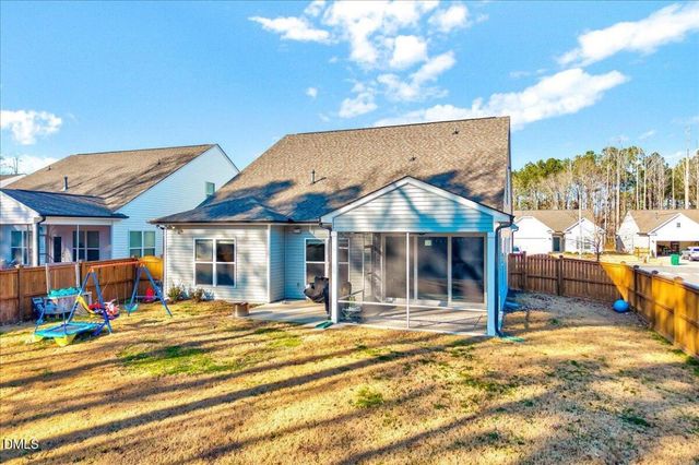 1556 Majors Cup Way, Fuquay Varina, NC 27526