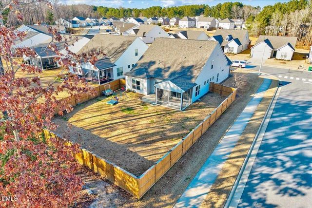 1556 Majors Cup Way, Fuquay Varina, NC 27526