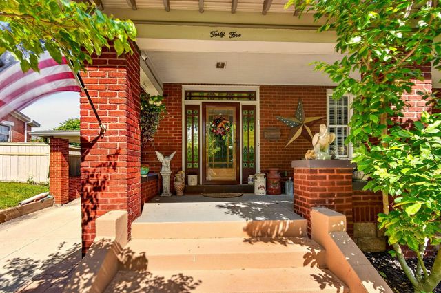 45 N Trine Street, Canal Winchester, OH 43110