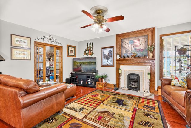 45 N Trine Street, Canal Winchester, OH 43110