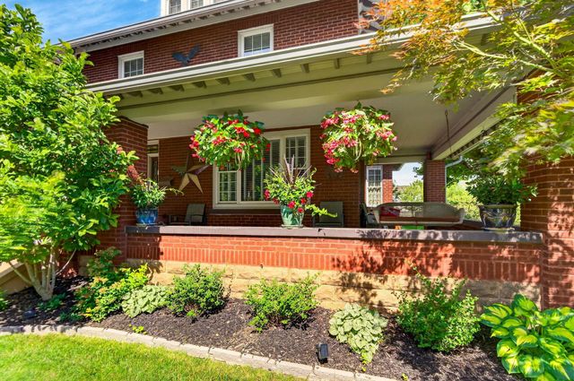 45 N Trine Street, Canal Winchester, OH 43110