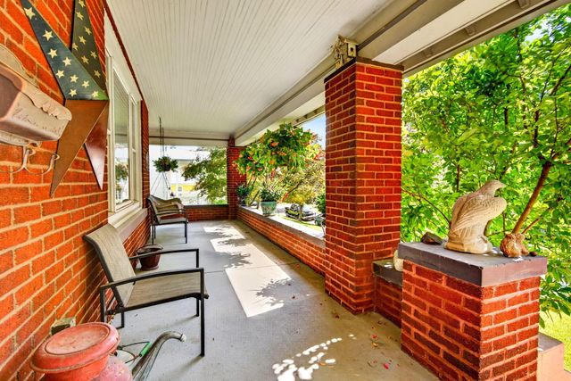 45 N Trine Street, Canal Winchester, OH 43110