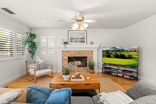 474 Lexington Circle, Oceanside, CA 92057
