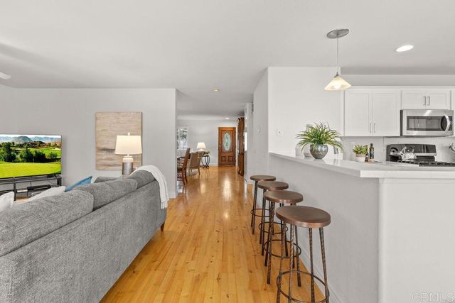 474 Lexington Circle, Oceanside, CA 92057