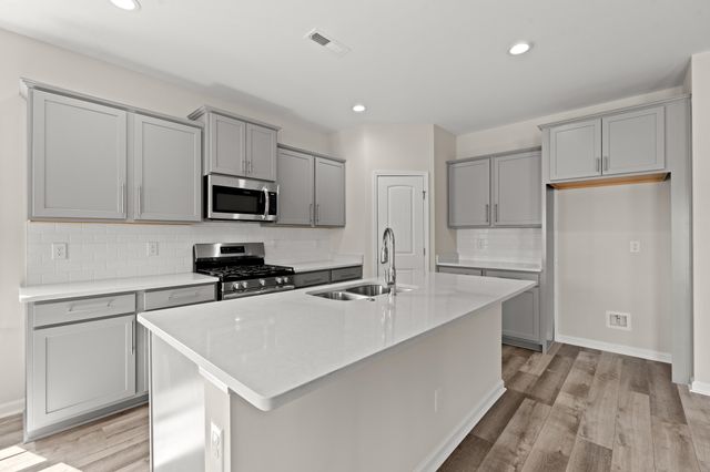 3235 Little Bay Dr., Conway, SC 29526